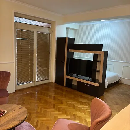Premium A Two Bedroom Apartment Skopje